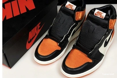 Hyperoad AIR SHATTERED WMNS BACKBOARD SATIN 1 RETRO JORDAN 0719